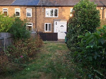 2 Bed Terraced House, Prospect Row, PE19