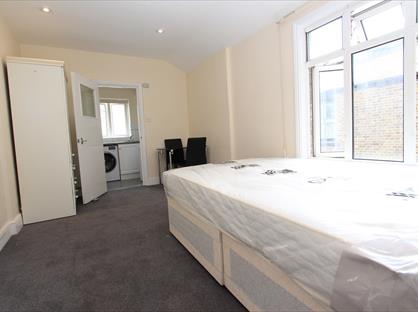 Studio Flat, Haverstock Hill, NW3