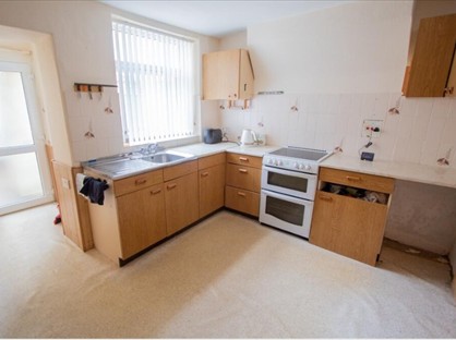 2 Bed Terraced House, Hind Street, EX11