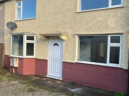 3 Bed Semi-Detached House, Moorfield Lane, NG20