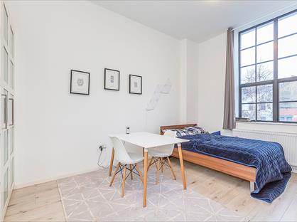 Studio Flat, Holloway Road, N7