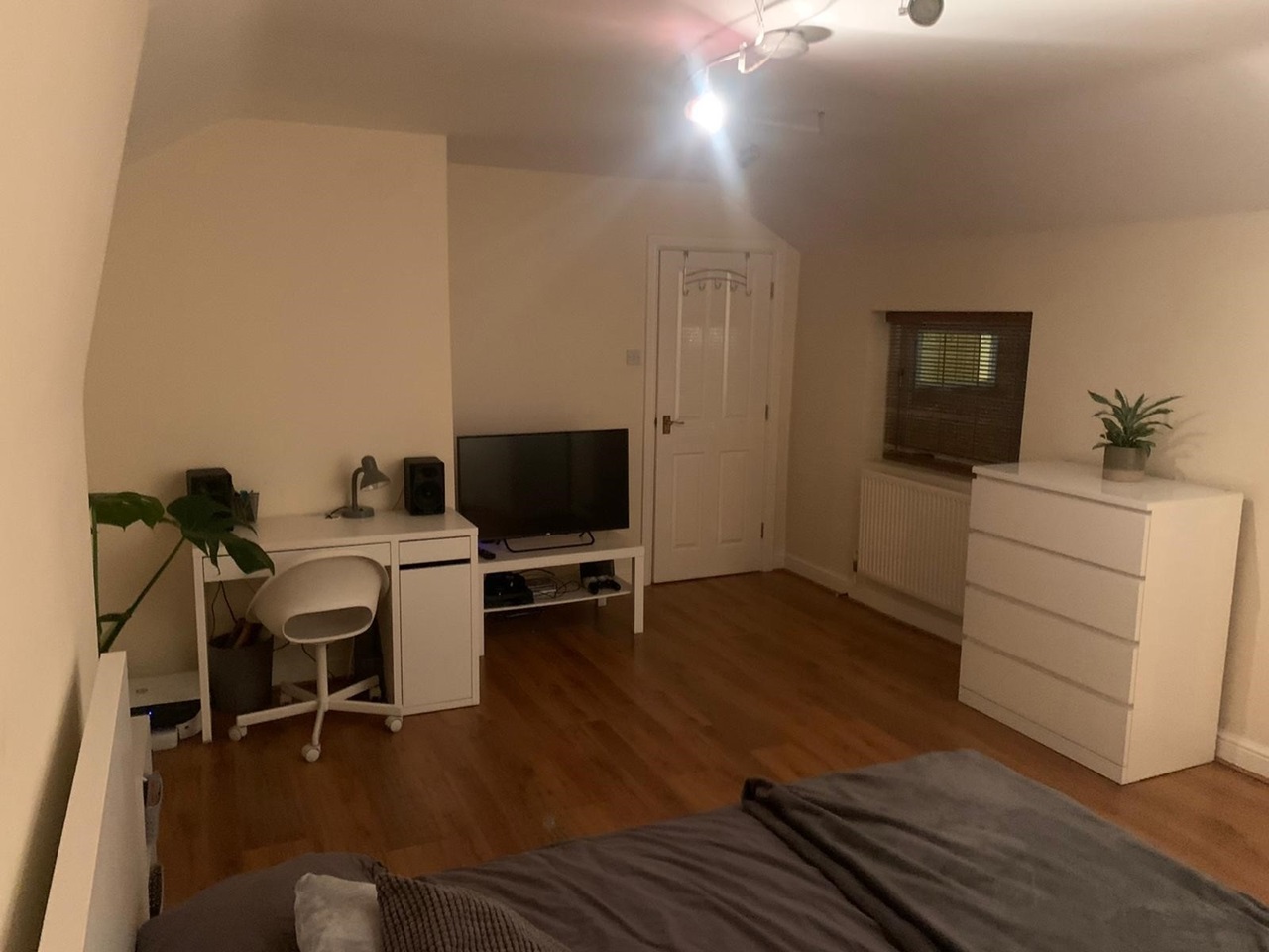 3 Bed Flat, Radford Road, NG7 photo 3