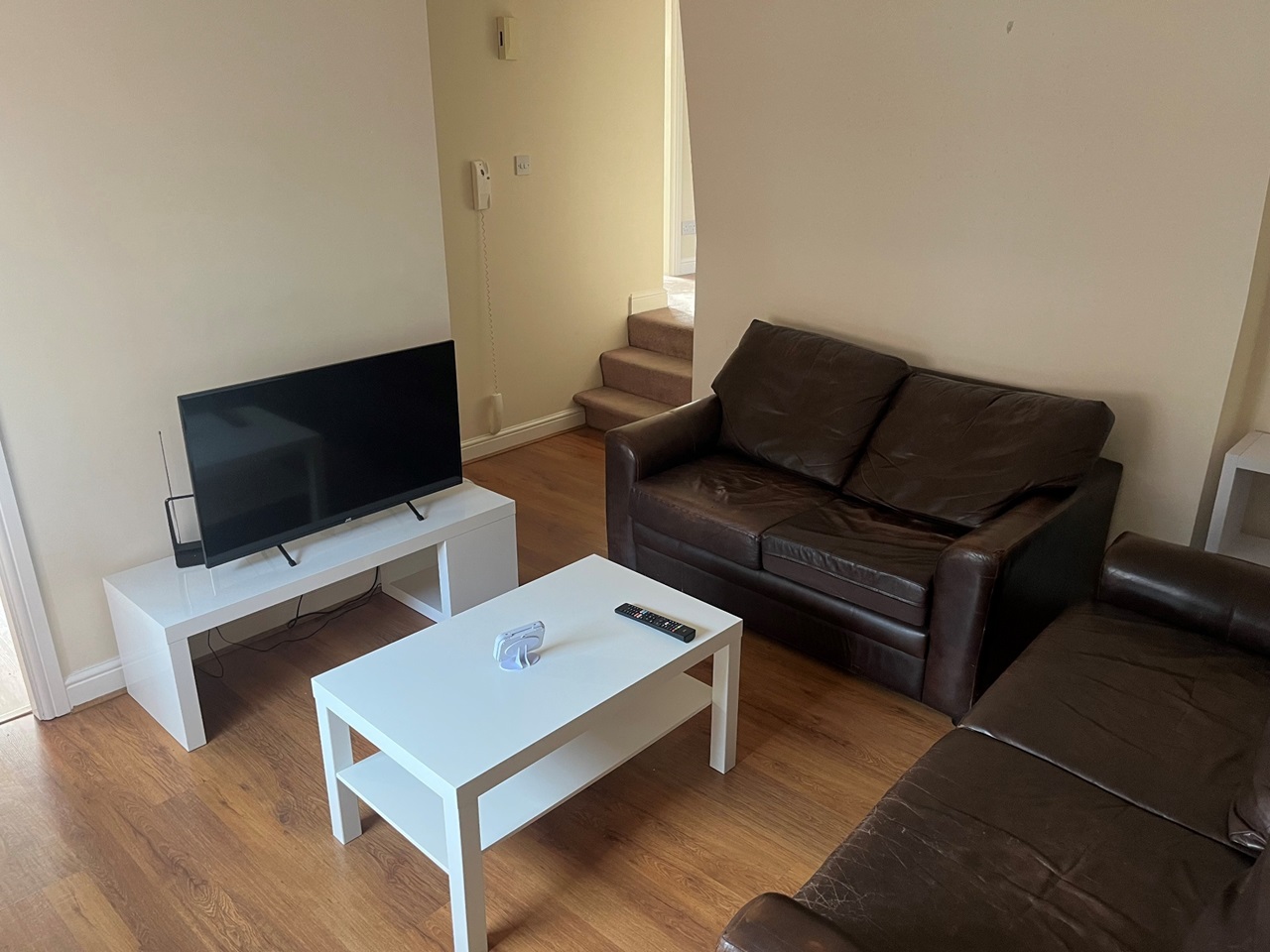 3 Bed Flat, Radford Road, NG7 photo 2