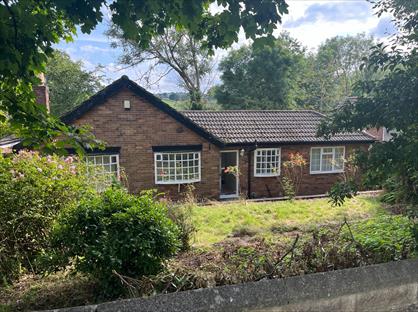 4 Bed Bungalow, Leaventhorpe Avenue, BD8