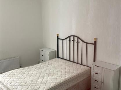 Room in a Shared House, Locket St, ST1