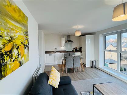 2 Bed Flat, Kier House, B5