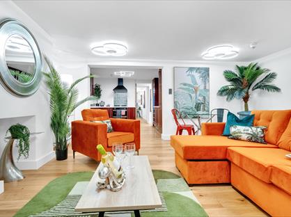 2 Bed Flat, Upper Rock Gardens, BN2