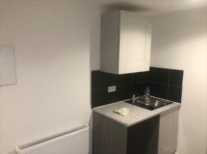 Studio Flat, Longbridge, B31