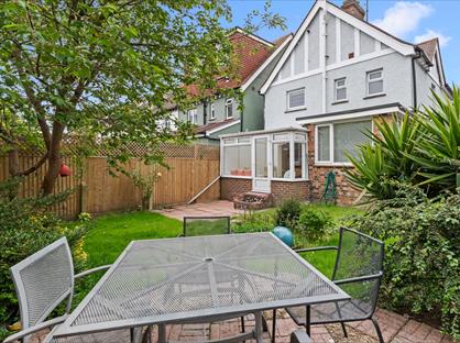 3 Bed Semi-Detached House, Madeira Avenue, BN11