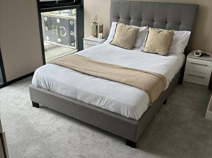 4 Bed Flat, The Glass House, HU1