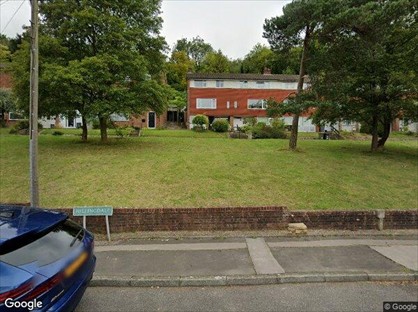 Room in a Shared House, Hillingdale, TN16