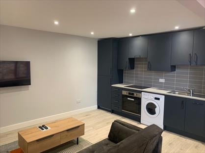 1 Bed Flat, Market Square, MK18