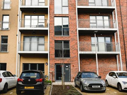 3 Bed Flat, West Bowling Green Street, EH6