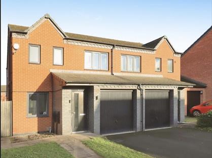 3 Bed Semi-Detached House, Akron Drive, WV10
