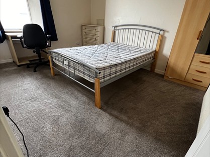 Room in a Shared House, North Road West, PL1