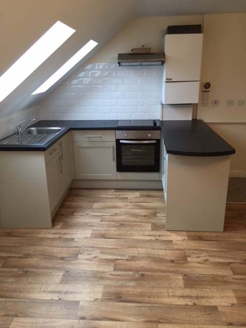 2 Bed Maisonette, Cowley Road, OX4, N1 7GU