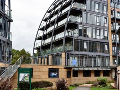 1 Bed Flat, Salts Mill Road, BD17