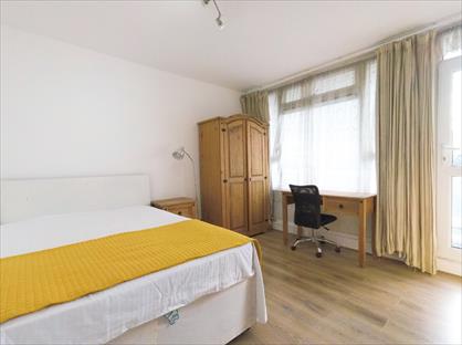 3 Bed Flat, Coverley Point, SE11