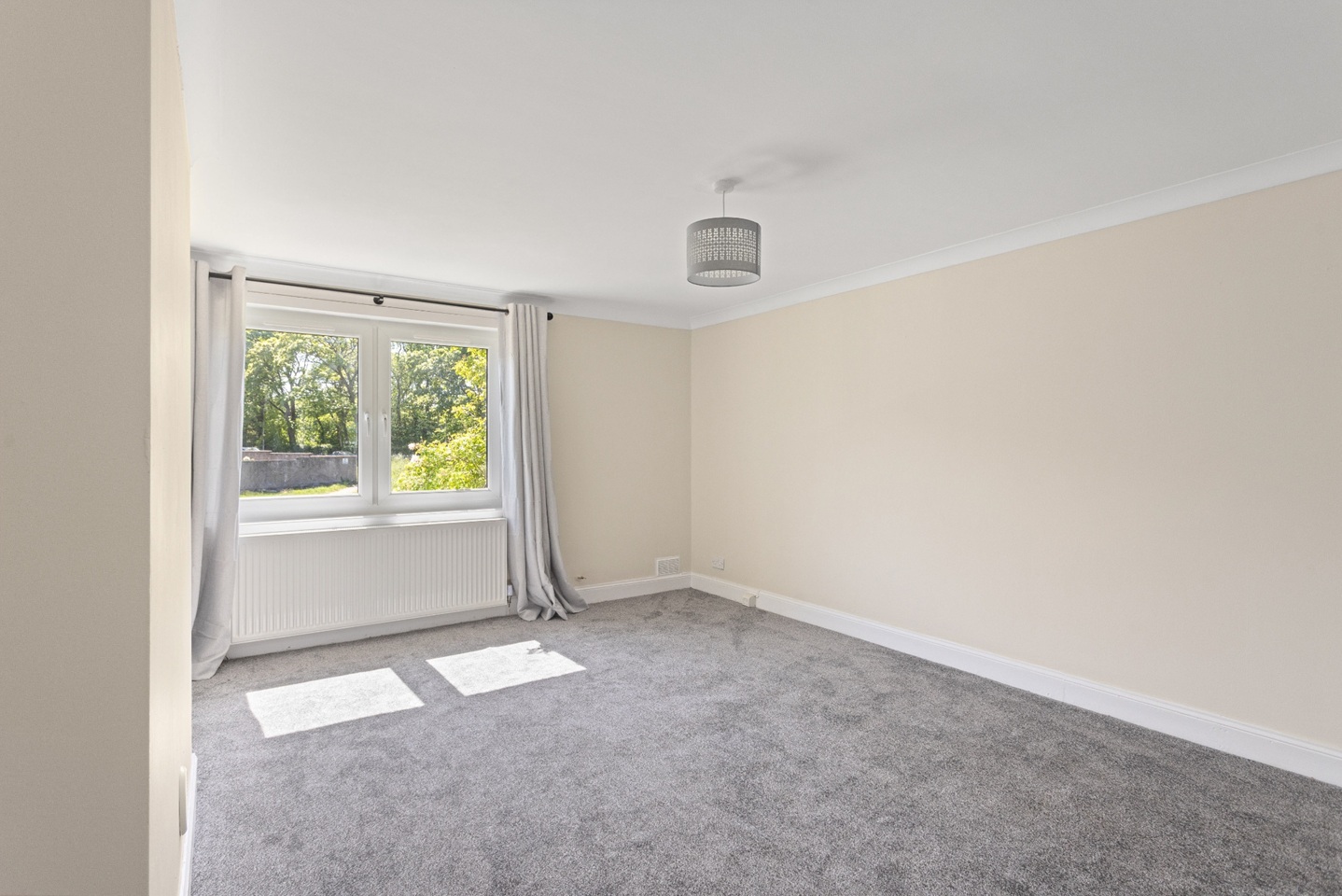 Additional image 4 of 2 Bed Flat, Christian Crescent, EH15, N1 7GU