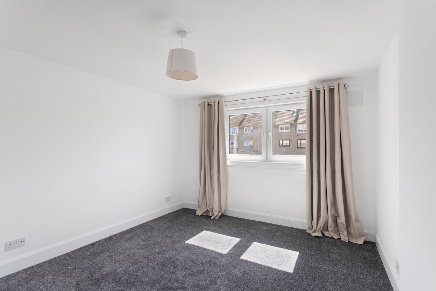 Additional image 5 of 2 Bed Flat, Christian Crescent, EH15, N1 7GU