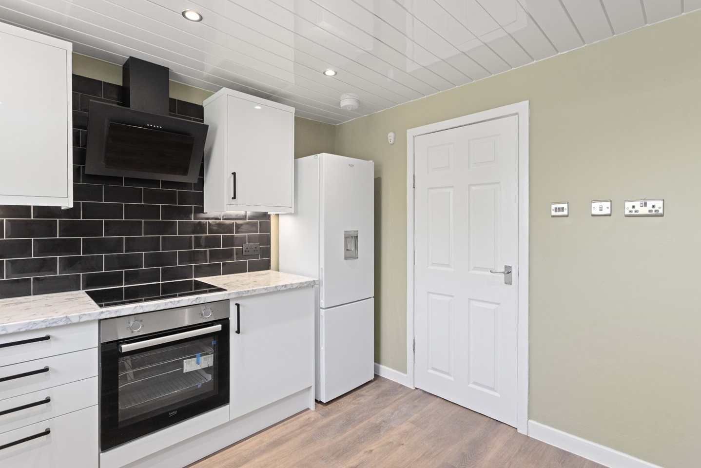 Additional image 9 of 2 Bed Flat, Christian Crescent, EH15, N1 7GU