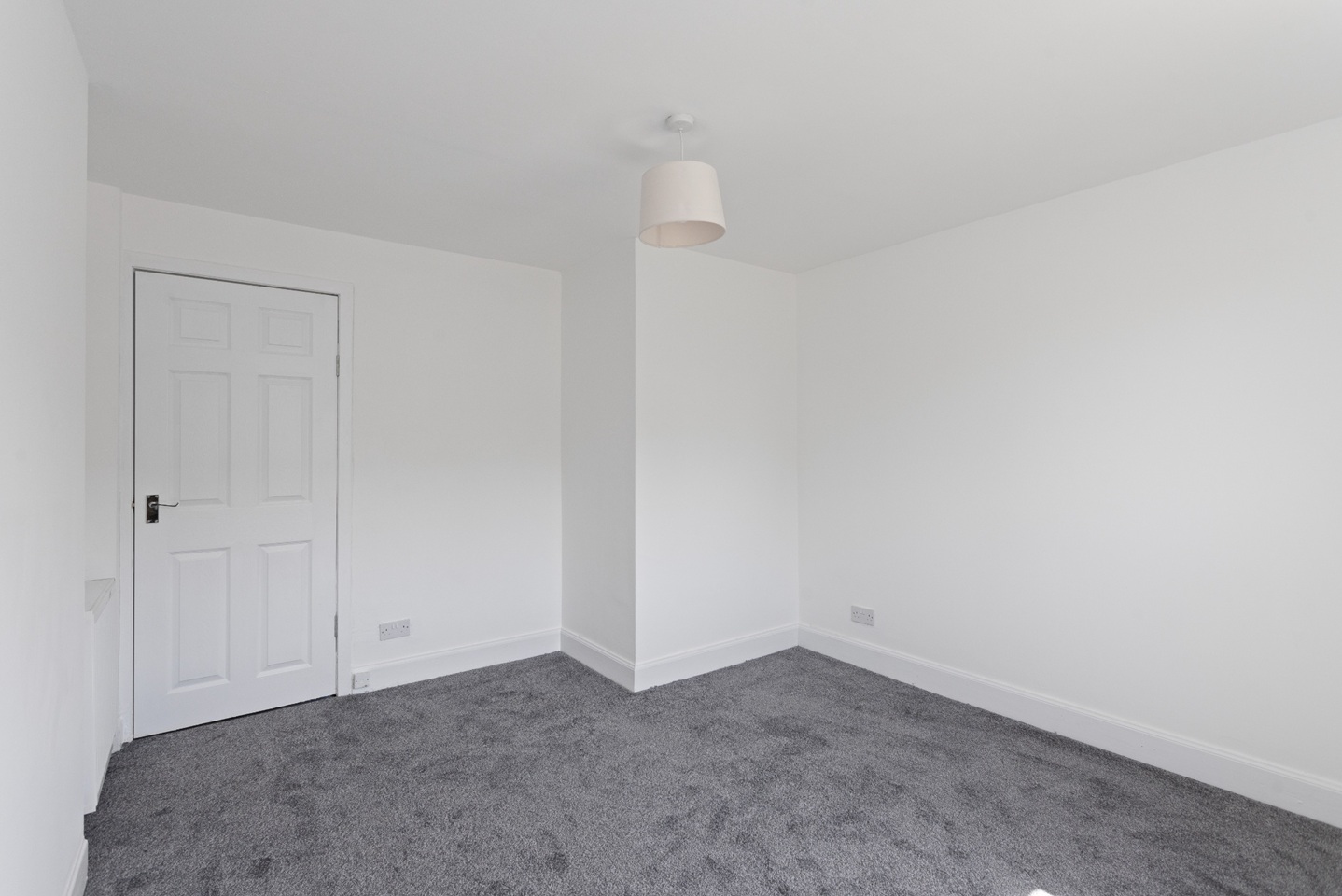 Additional image 10 of 2 Bed Flat, Christian Crescent, EH15, N1 7GU
