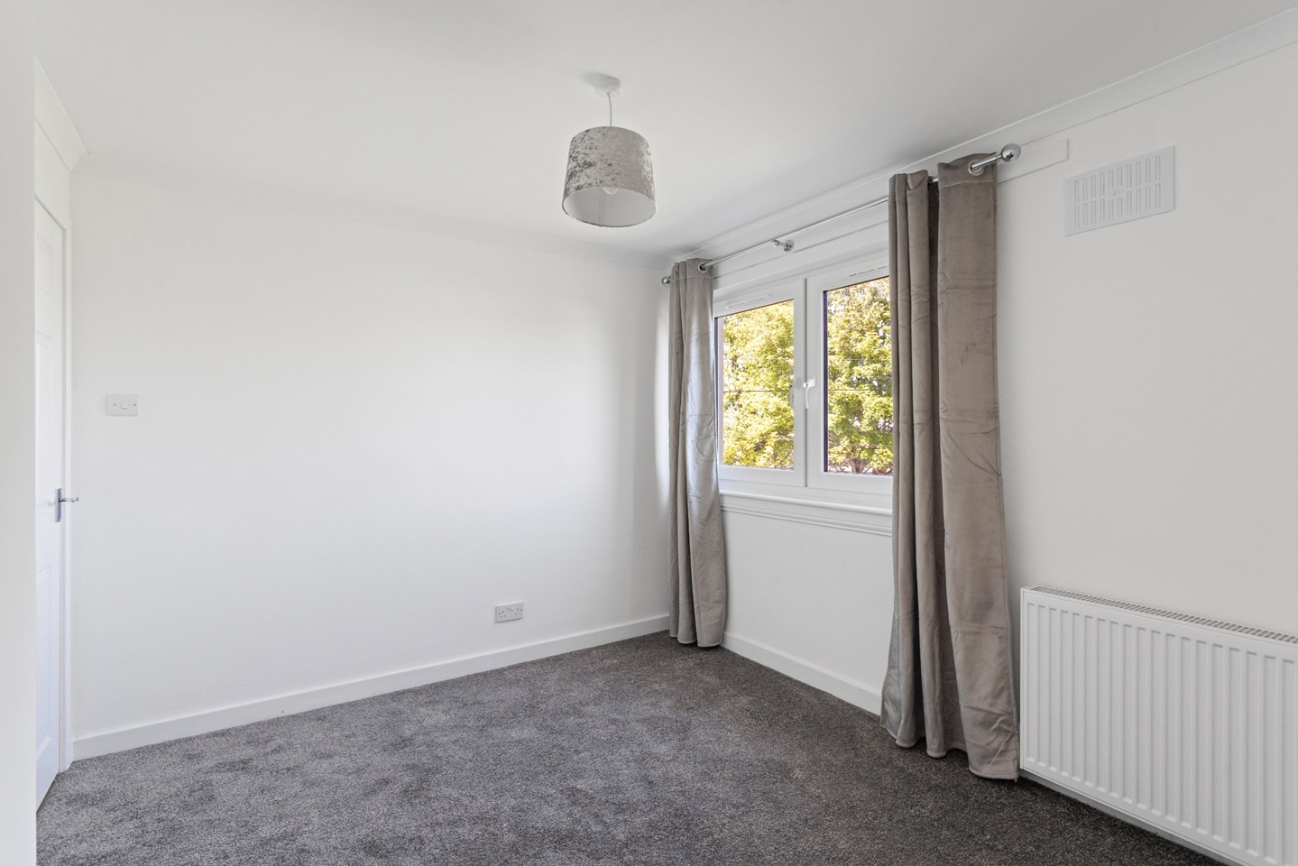 Additional image 11 of 2 Bed Flat, Christian Crescent, EH15, N1 7GU