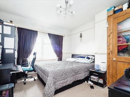 Room in a Shared House, Stamford Road, RM9