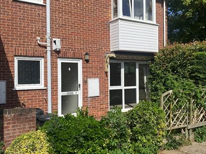1 Bed Flat, Russell Square, DA3