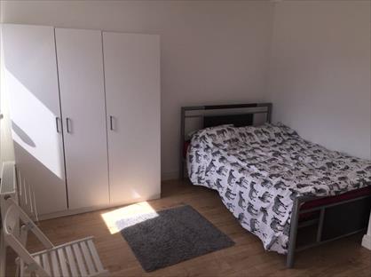 Room in a Shared House, Roundhay Road, LS7