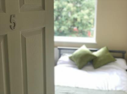 Room in a Shared House, Bramhall Street, WA5