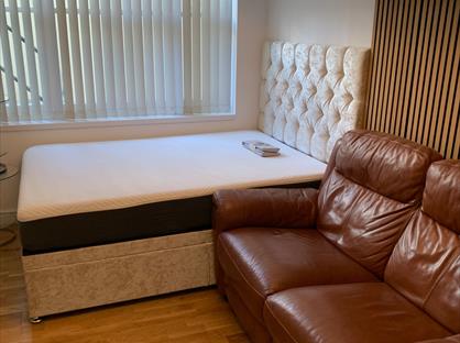 Studio Flat, Sutherland Street, SW1V