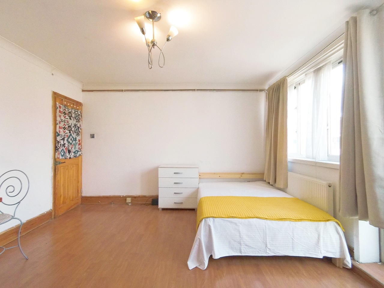 3 Bed Flat, Louise De Marillac House, E1