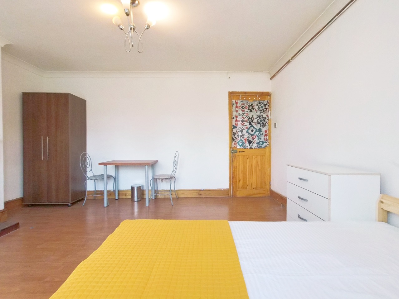 3 Bed Flat, Louise De Marillac House, E1 photo 3