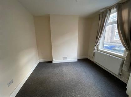 2 Bed Terraced House, Rutland Street, DN32