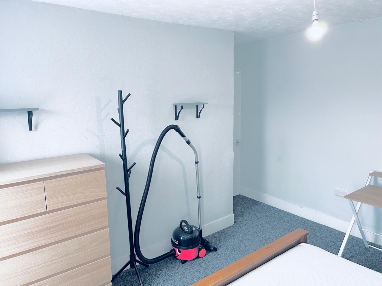 Additional image 6 of 2 Bed Flat, Russell Street, RG1, N1 7GU