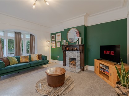 5 Bed Semi-Detached House, Bloxham Road, OX16