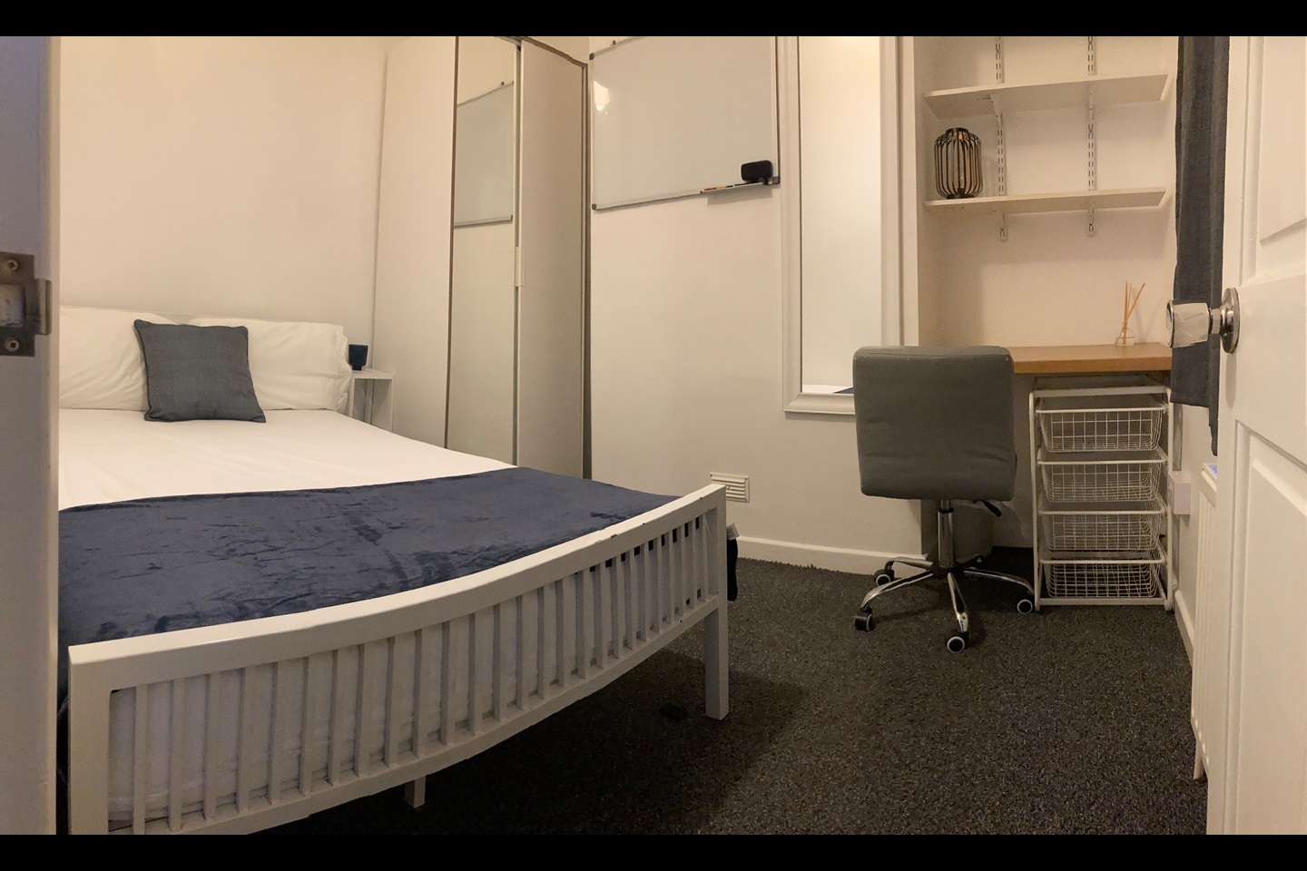 Room in a Shared House, David Road, CV1 photo 3