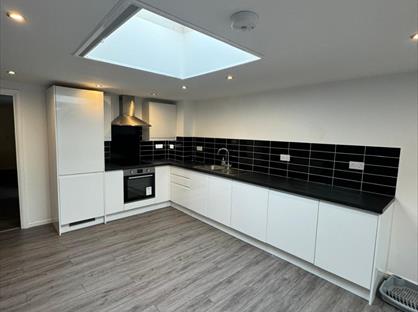 2 Bed Flat, Old Charter Hall, DN15