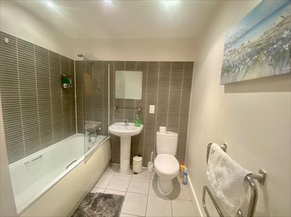 1 Bed Flat, Duke Street, L1