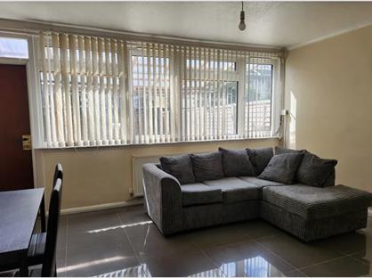 3 Bed Maisonette, Stanswood Gardens, SE5