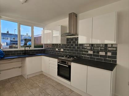 3 Bed End Terrace, Crummock Close, CV6