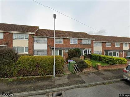 3 Bed Terraced House, Appledore Crescent, CT19