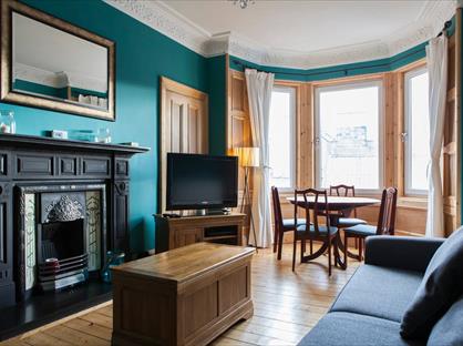 1 Bed Flat, Slateford Road, EH11