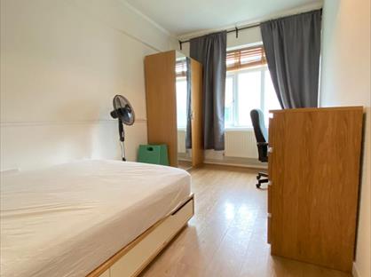 4 Bed Flat, Trafford House, N1