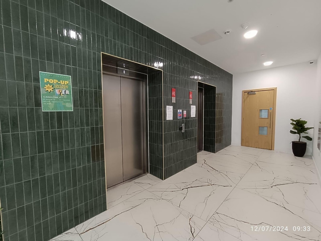 Studio Flat, Michigan Point Tower D, M50 photo 3