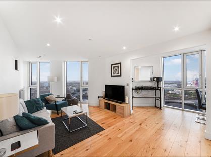 2 Bed Flat, High Street, E15