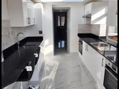 Room in a Shared House, Twyford Abbey Road, NW10