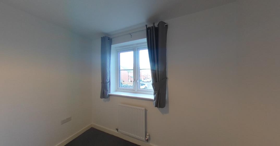 2 Bed Flat, Owens Road, CV6 photo 5