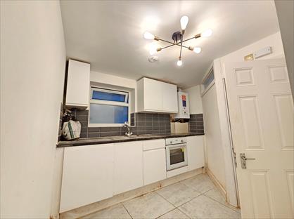 1 Bed Flat, Finchley Lane, NW4
